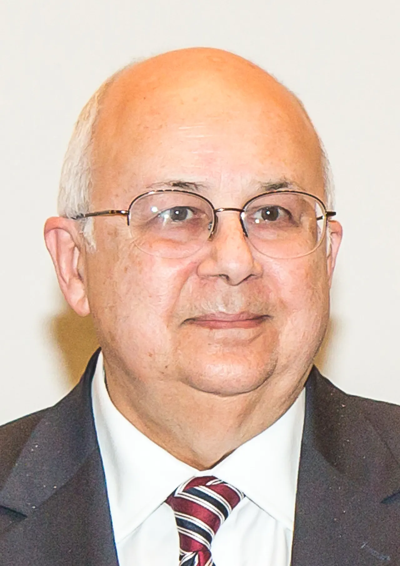إسماعيل سراج الدين